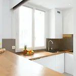 Rue Saint Honore - * פריז